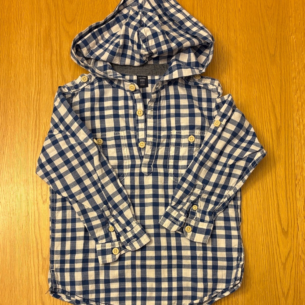 Perfect for Spring/Summer GAP Blue&White Cotton Hooded Lightweight Shirt 4 yrs